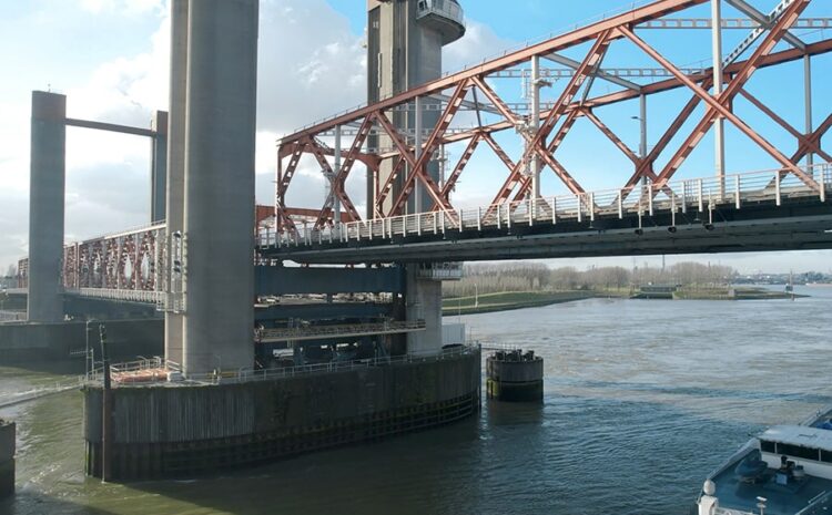  Renovatie Spijkenisserbrug in GWW Bouw